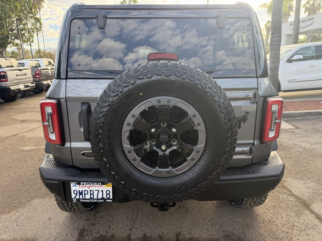 Used 2022 Gray Ford Badlands image 43