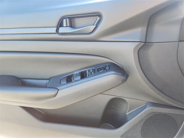 2024 Nissan Altima 2.5 S photo 25