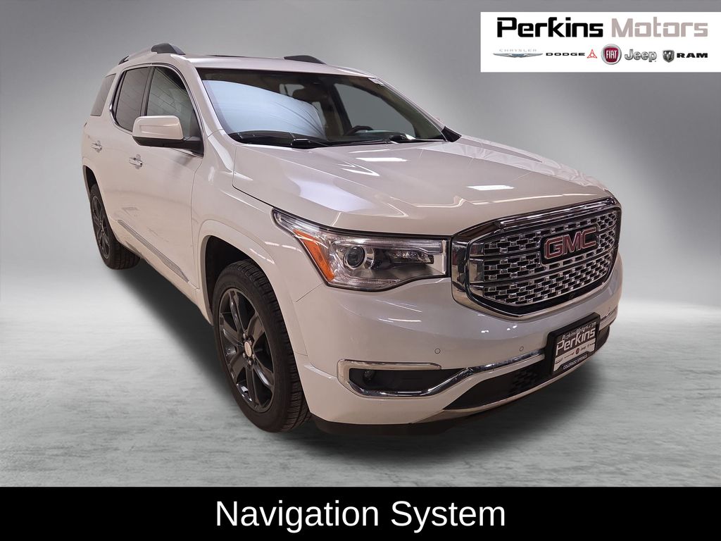 2018 GMC Acadia Denali's photo