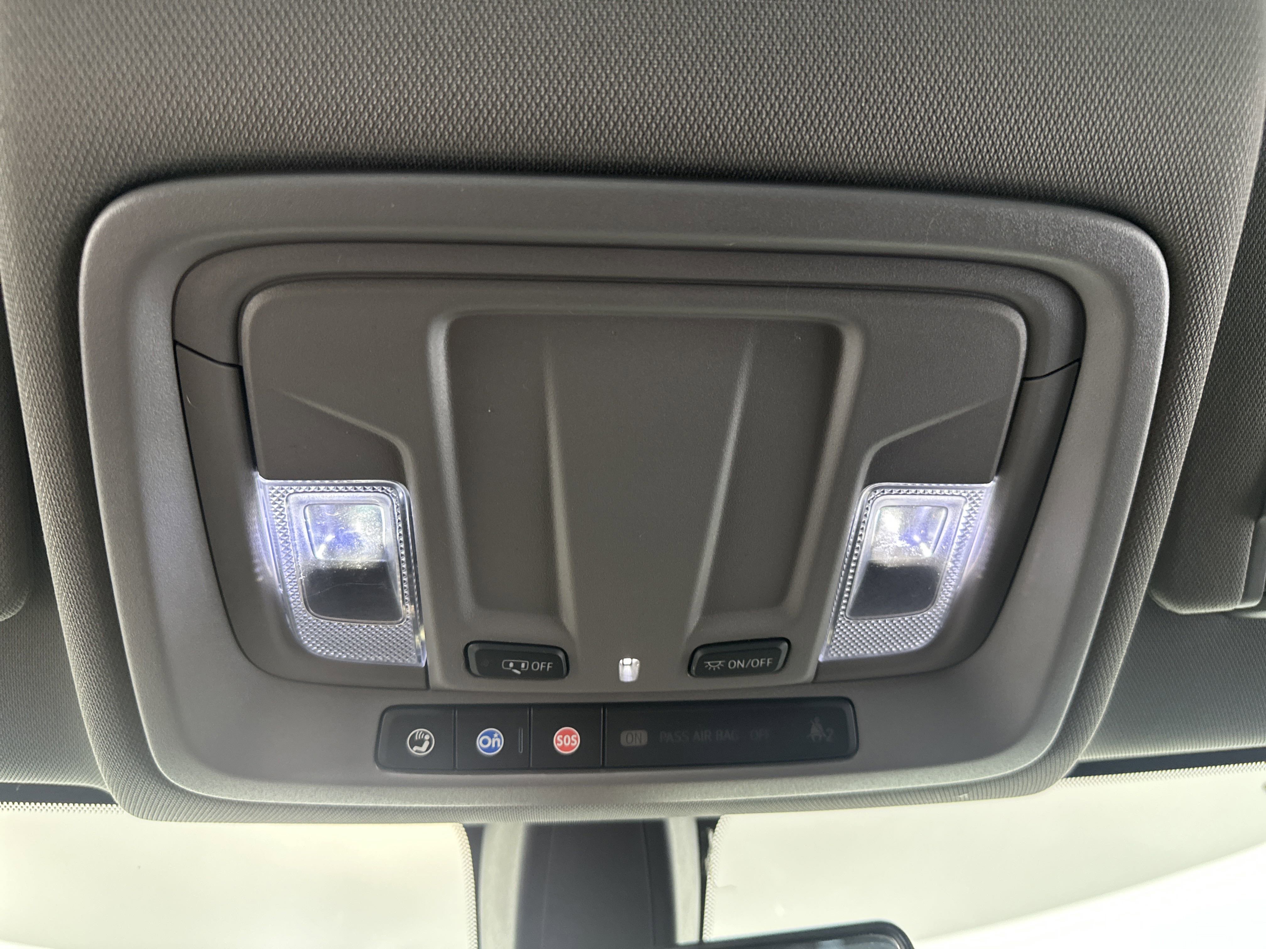 2022 Chevrolet Silverado 1500 LT photo 17