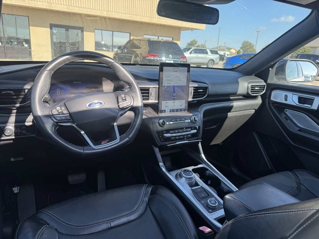 2020 Ford Explorer ST photo 3
