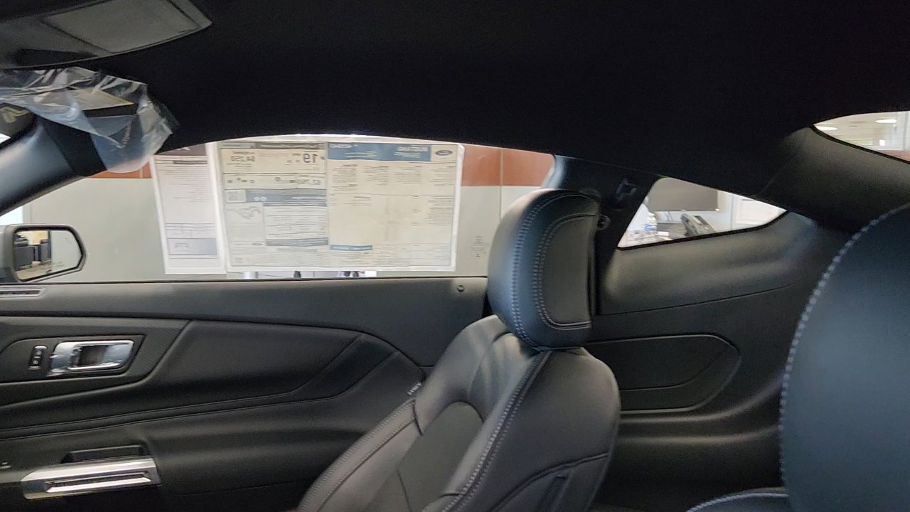 2025 Ford Mustang GT Premium photo 12