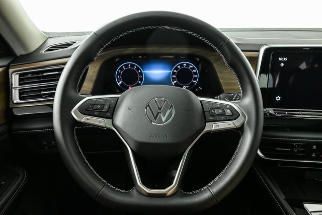 2026 Volkswagen Atlas SE Technology photo 8