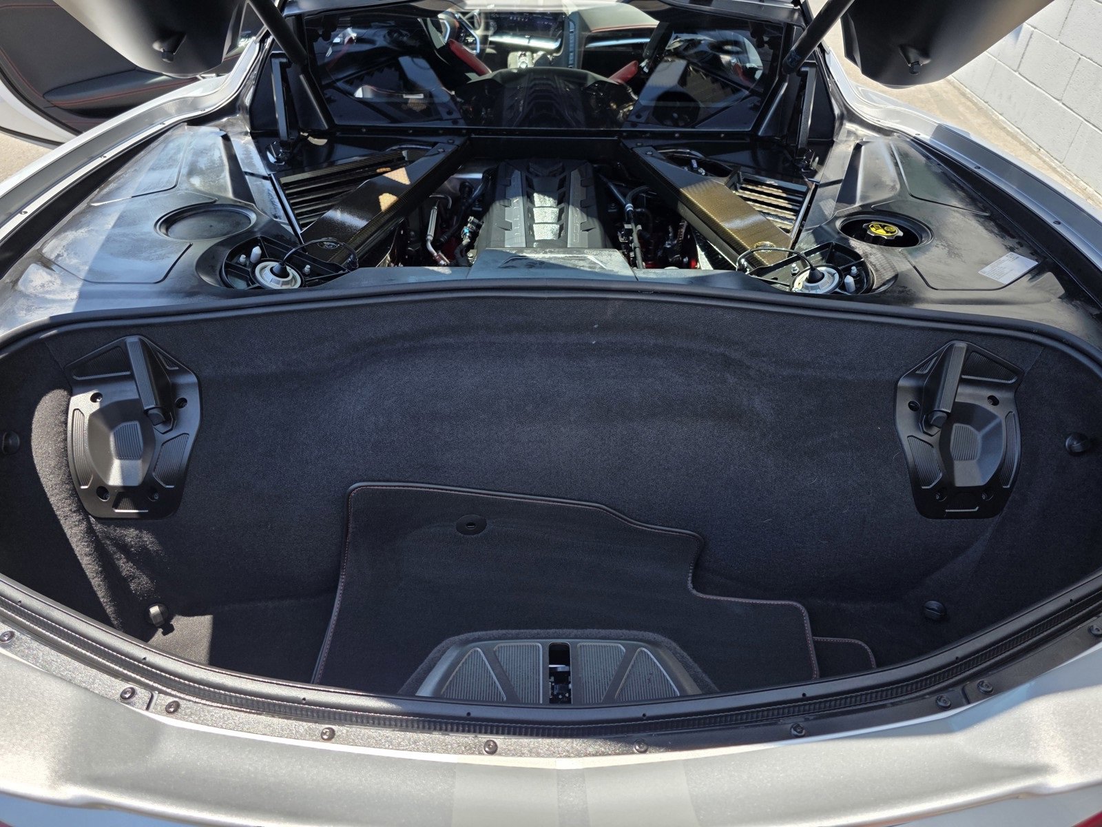 2020 Chevrolet Corvette Stingray 3LT photo 16