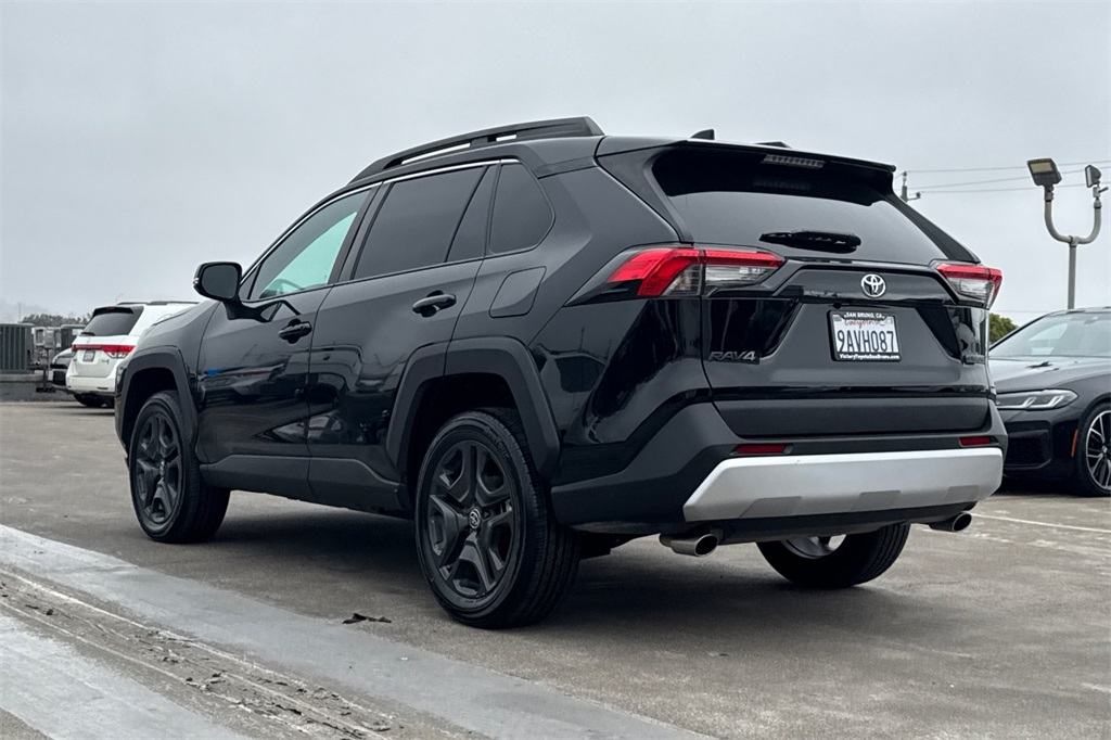 2022 Toyota RAV4 Adventure photo 2