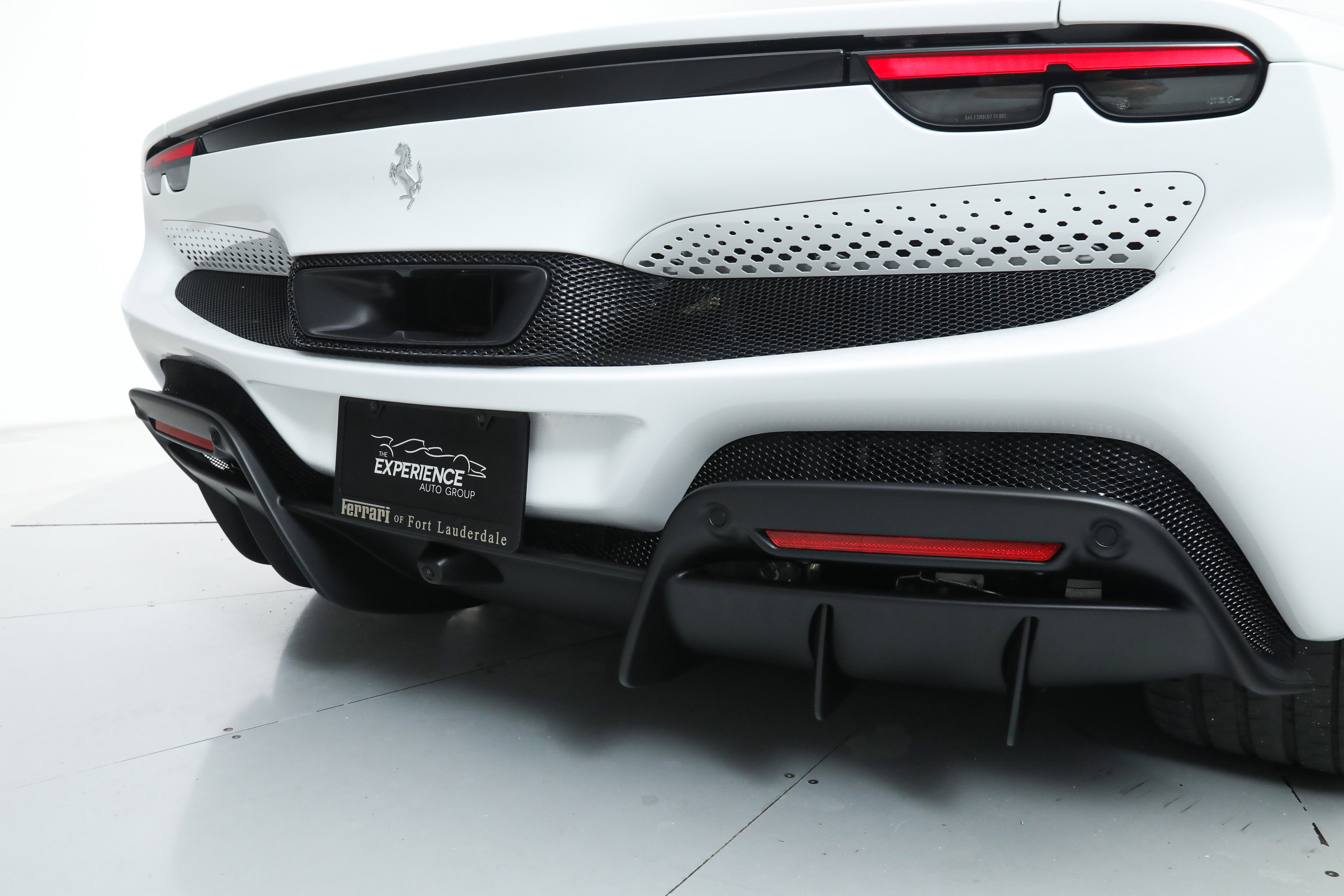 2024 Ferrari 296 GTS photo 19