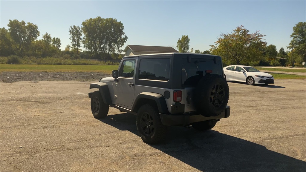 2014 Jeep Wrangler Willys Wheeler photo 5