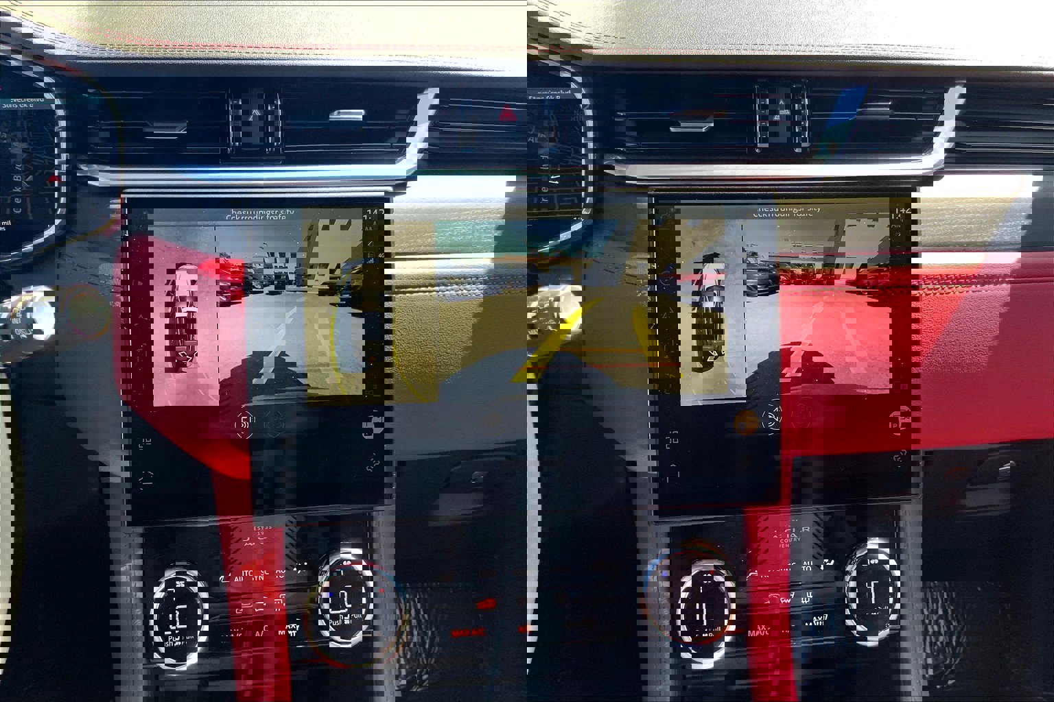 2024 Jaguar F-PACE P250 R-Dynamic S photo 21