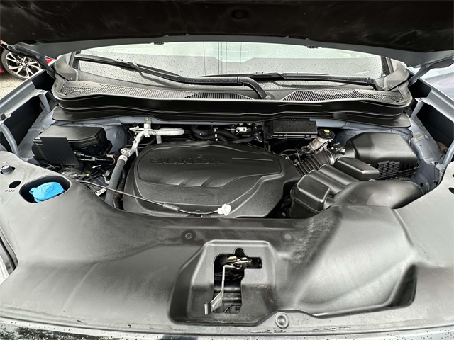 2023 Honda Ridgeline Black Edition photo 13