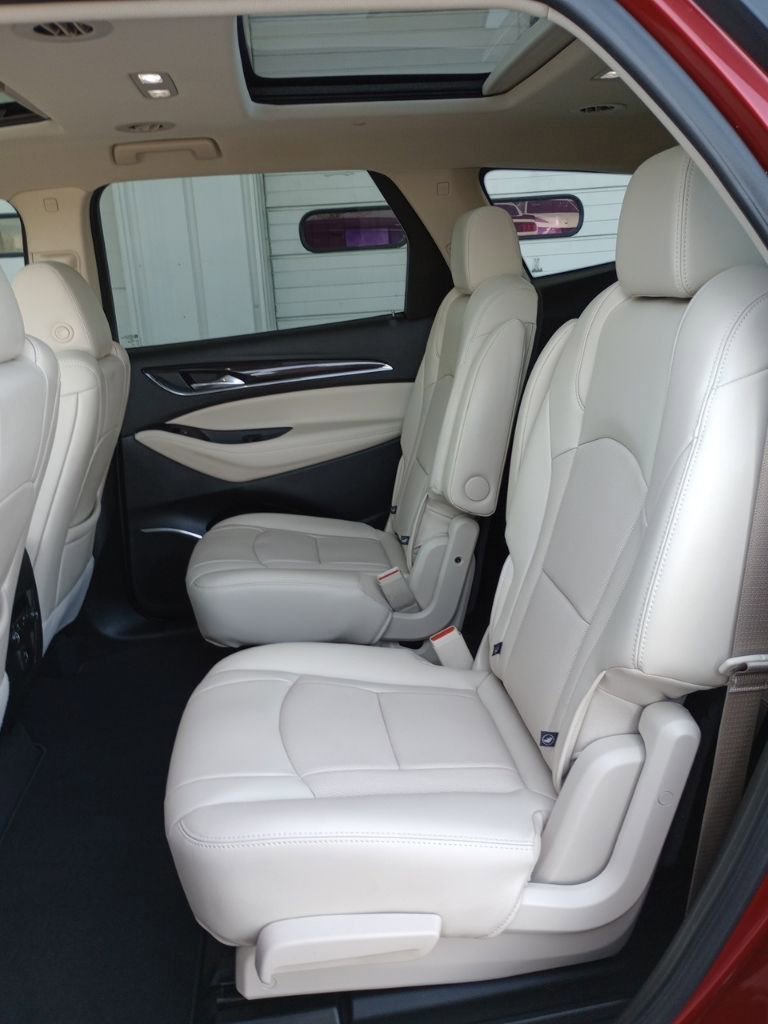 2023 Buick Enclave Essence photo 35