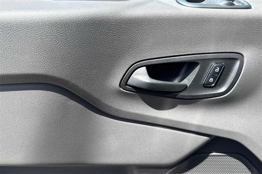 2025 Ford Transit photo 8