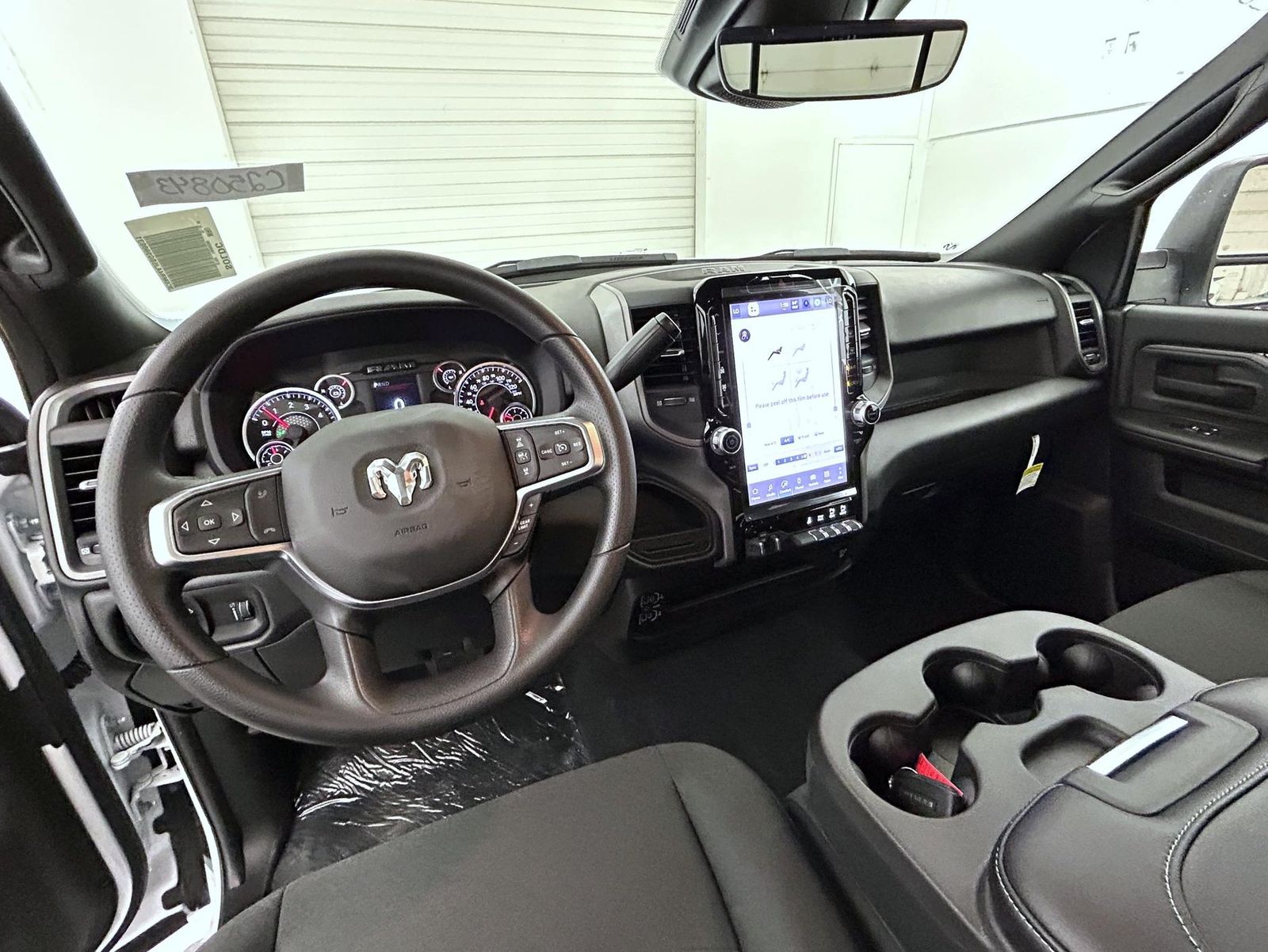 2025 Ram 2500 Tradesman photo 13