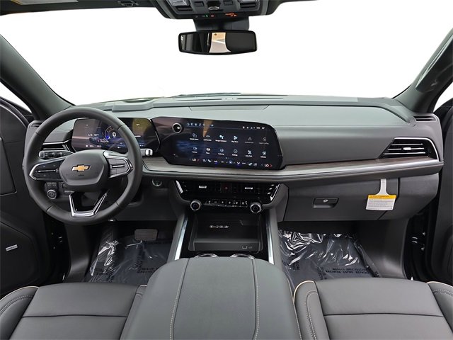 2025 Chevrolet Suburban Premier photo 9