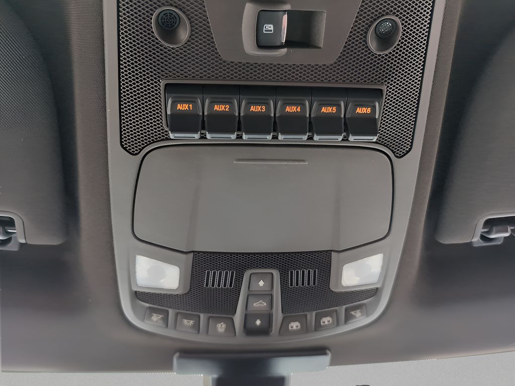 2018 Ford F-350 King Ranch photo 25