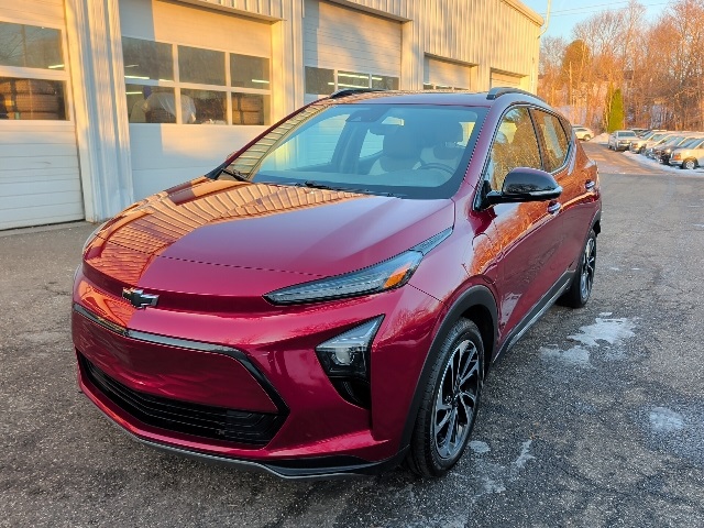 2023 Chevrolet Bolt EUV Premier's photo