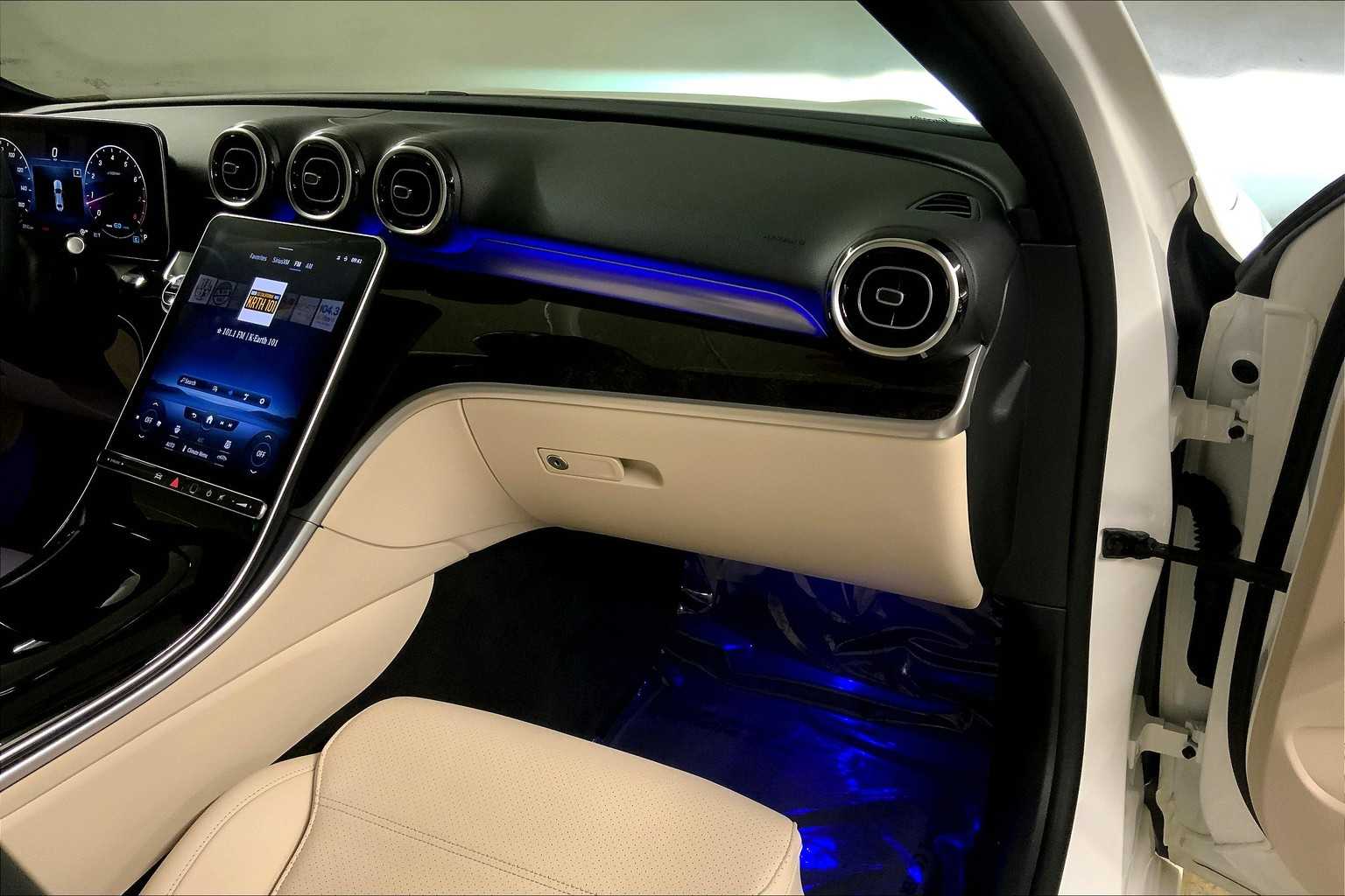 2022 Mercedes Benz C 300 photo 16