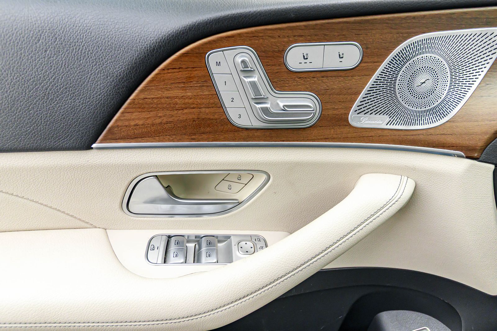 2020 Mercedes Benz GLE 350 photo 21