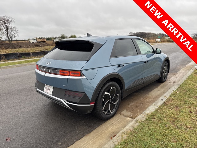 2022 Hyundai Ioniq 5 SEL photo 3