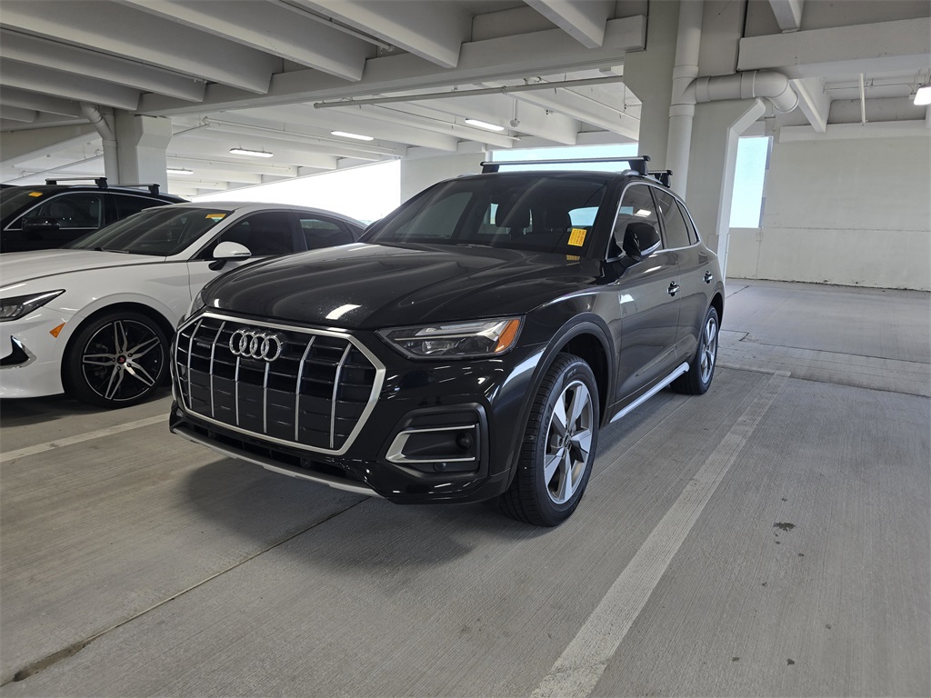 2023 Audi Q5 Premium Plus's photo