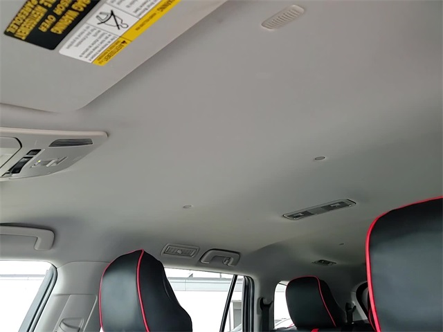 2022 Toyota Highlander L photo 20