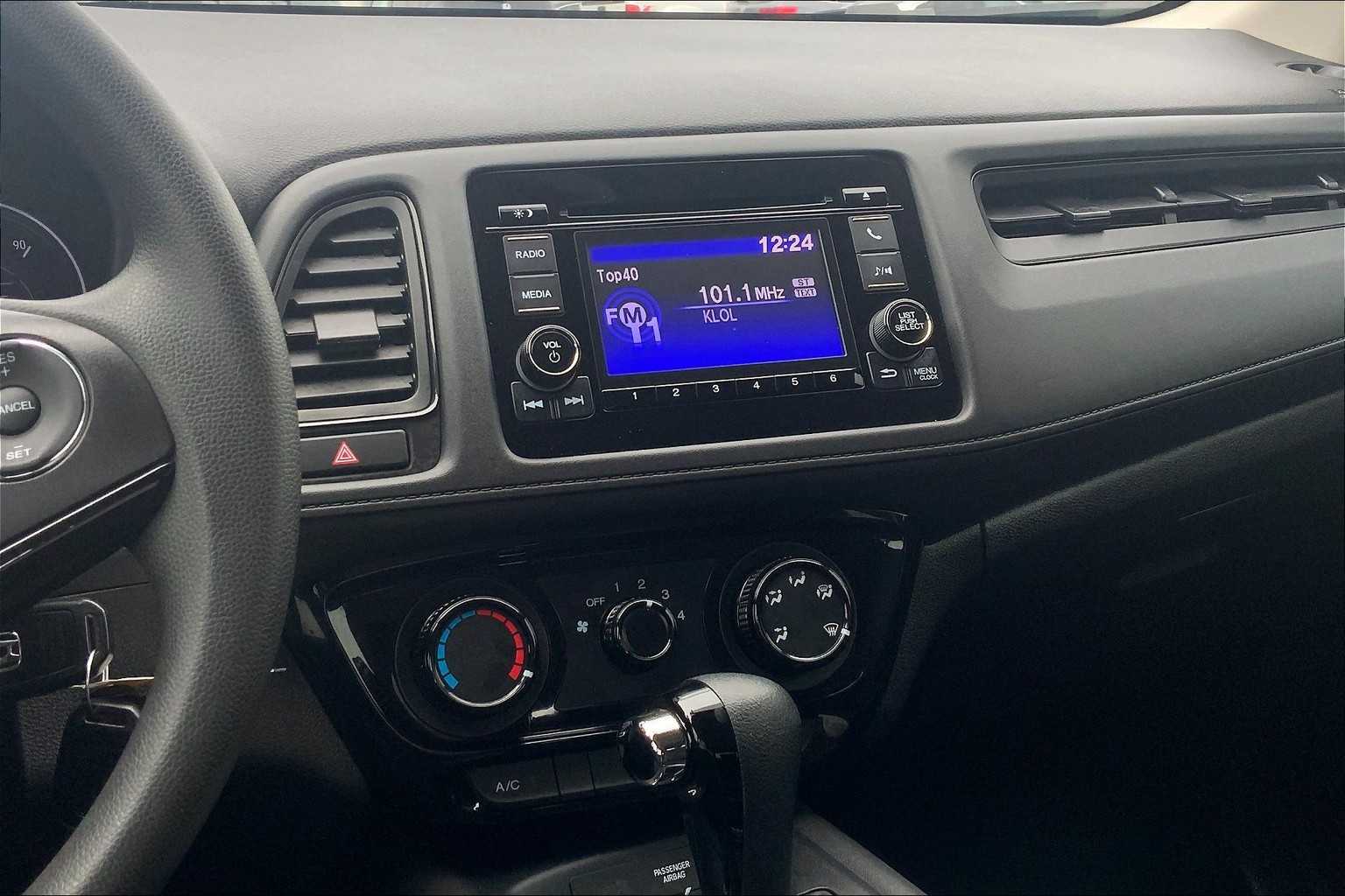 2022 Honda HR-V LX photo 6
