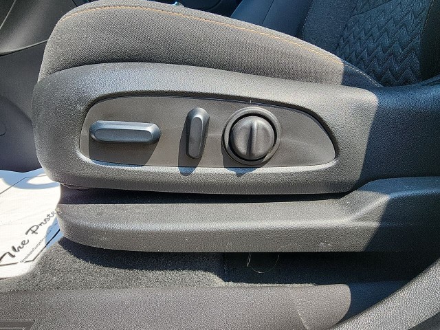 2024 Chevrolet Equinox LT photo 4