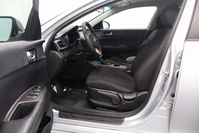 2019 Kia Optima LX photo 10