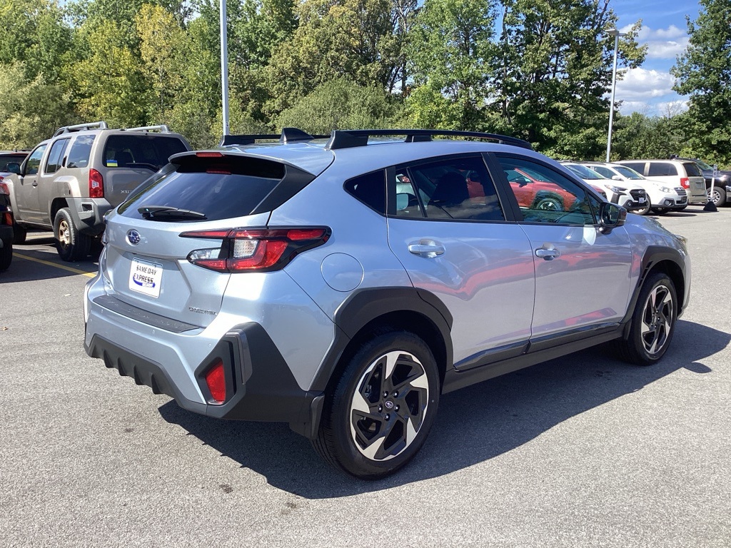 2025 Subaru Crosstrek Limited photo 7