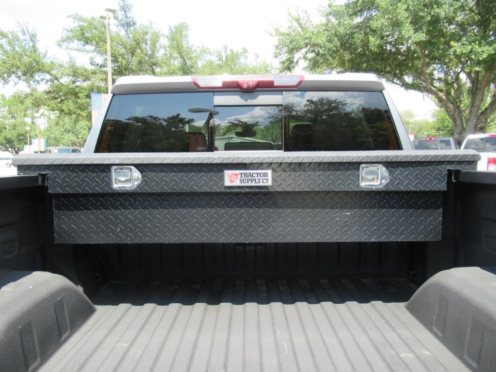 2022 Chevrolet Silverado 1500 LTZ photo 7