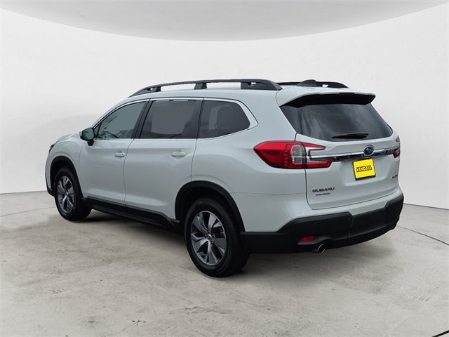 2024 Subaru Ascent Premium photo 3