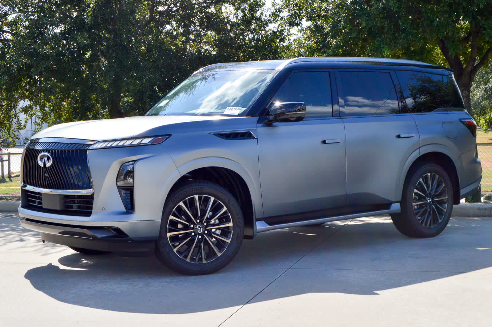 2026 INFINITI QX80 Autograph's photo