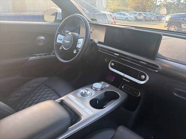 2024 Genesis GV60 Performance photo 12