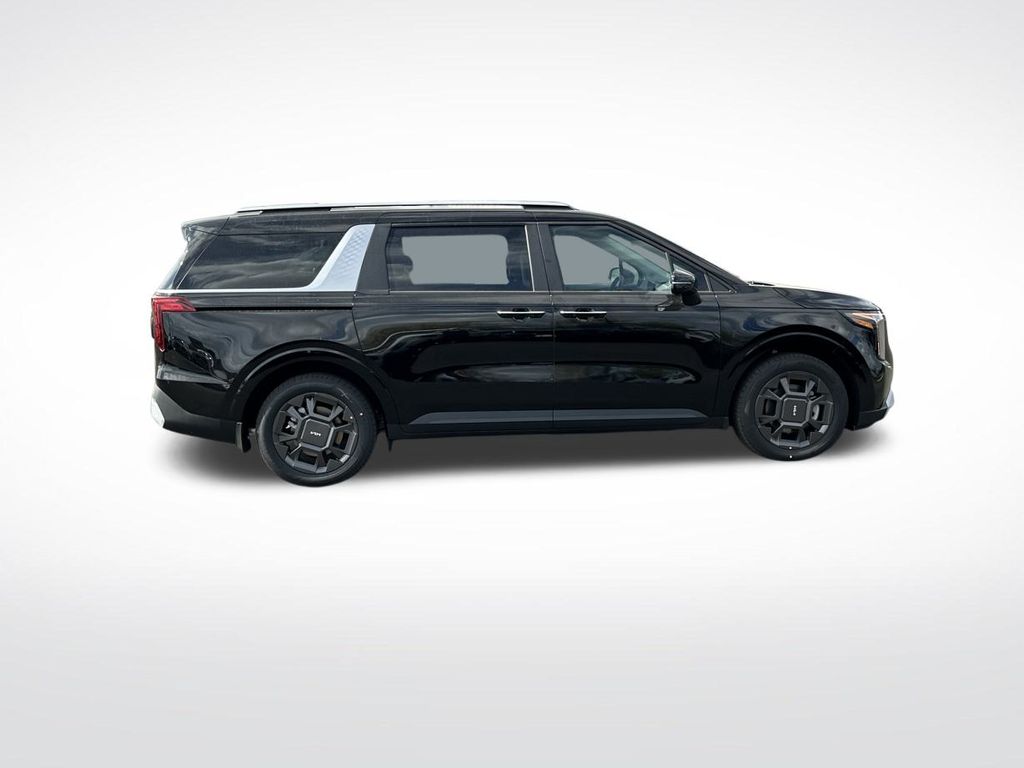 2026 Kia Carnival EX photo 4