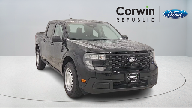 2025 Ford Maverick XL's photo