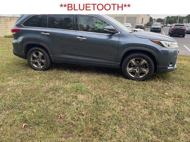 2018 Toyota Highlander Limited Platinum photo 3