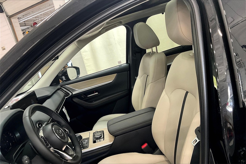 2025 MAZDA CX-90 - Image 7