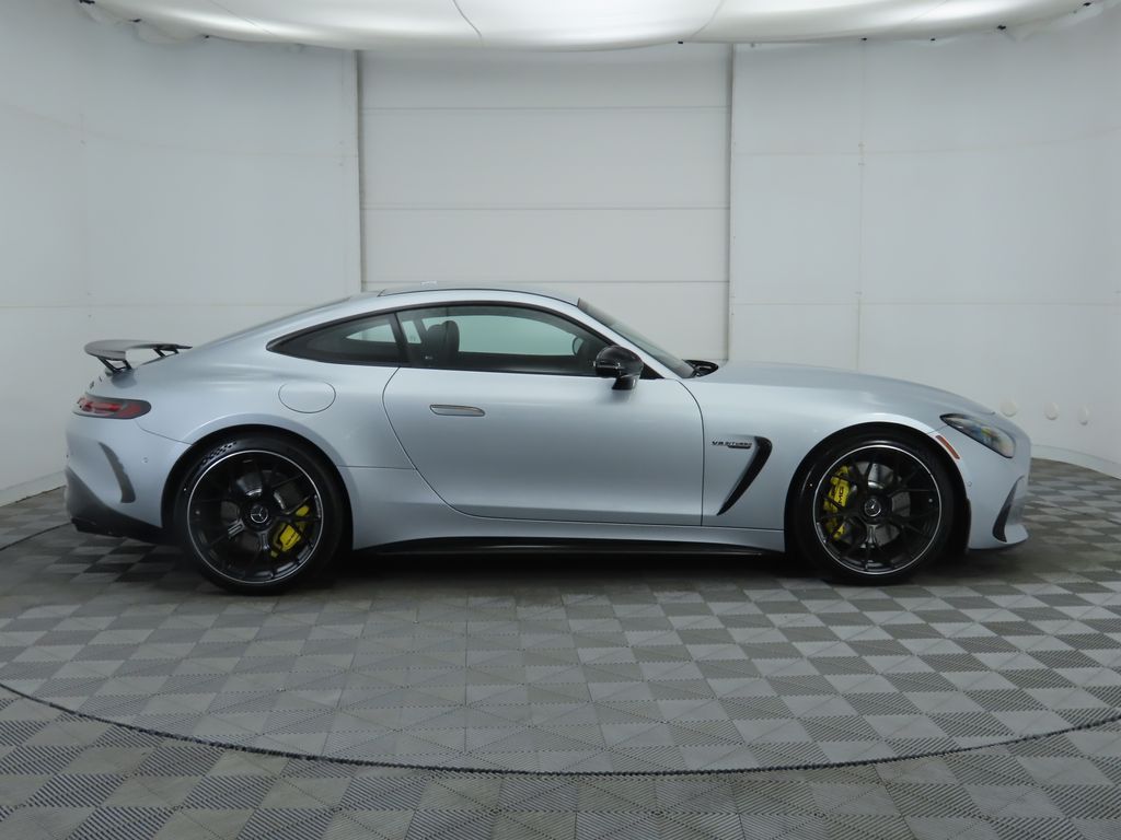 2026 Mercedes Benz AMG GT 63 photo 4