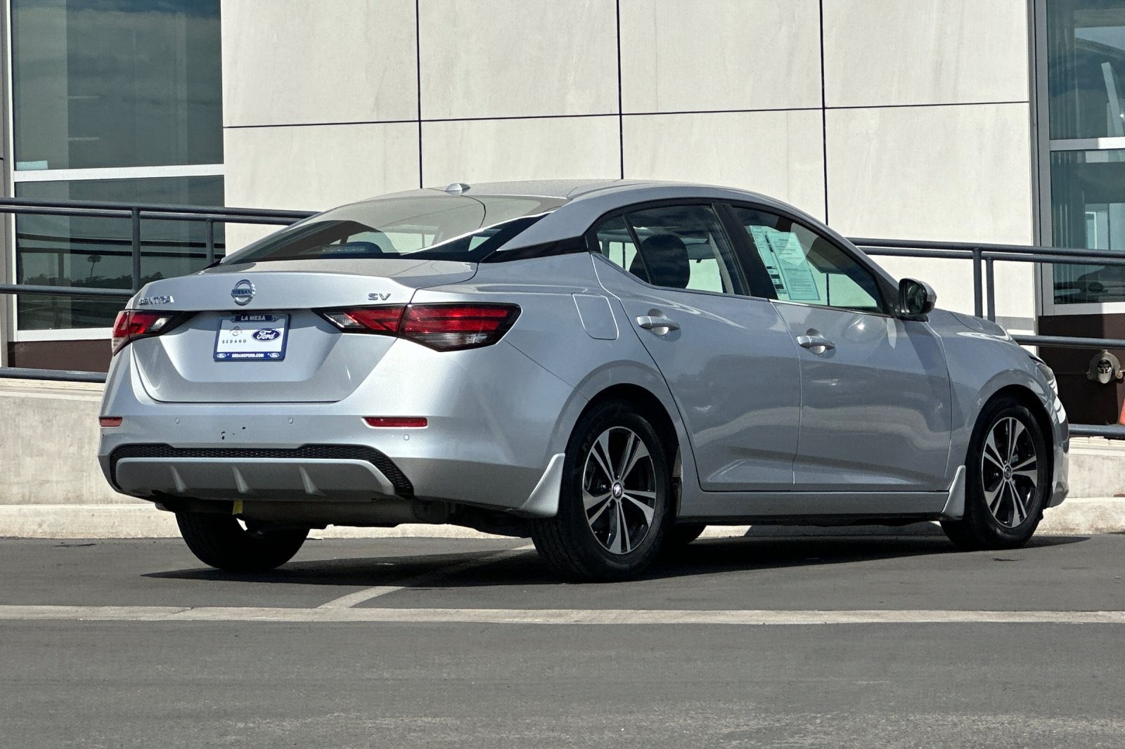 2022 Nissan Sentra SV photo 3