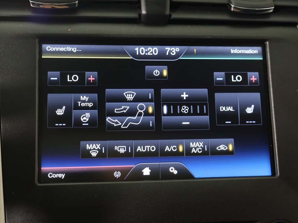2016 Ford Fusion SE photo 41