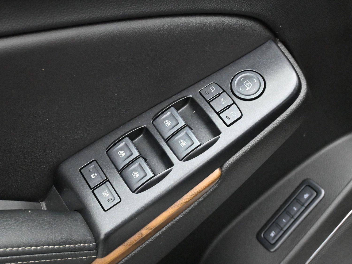 2020 Gmc Yukon Denali photo 11