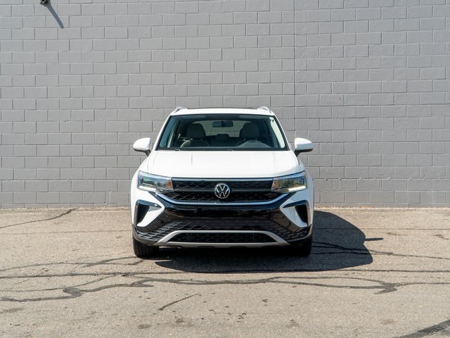 2022 Volkswagen Taos SE photo 10