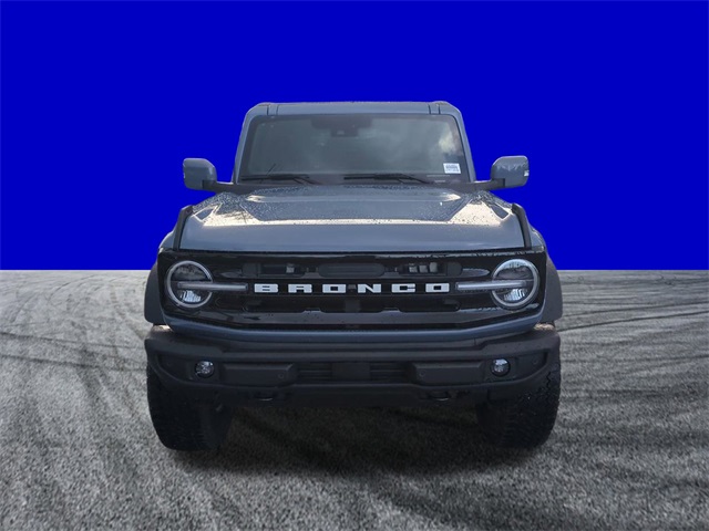 2025 Ford Bronco Outer Banks photo 9