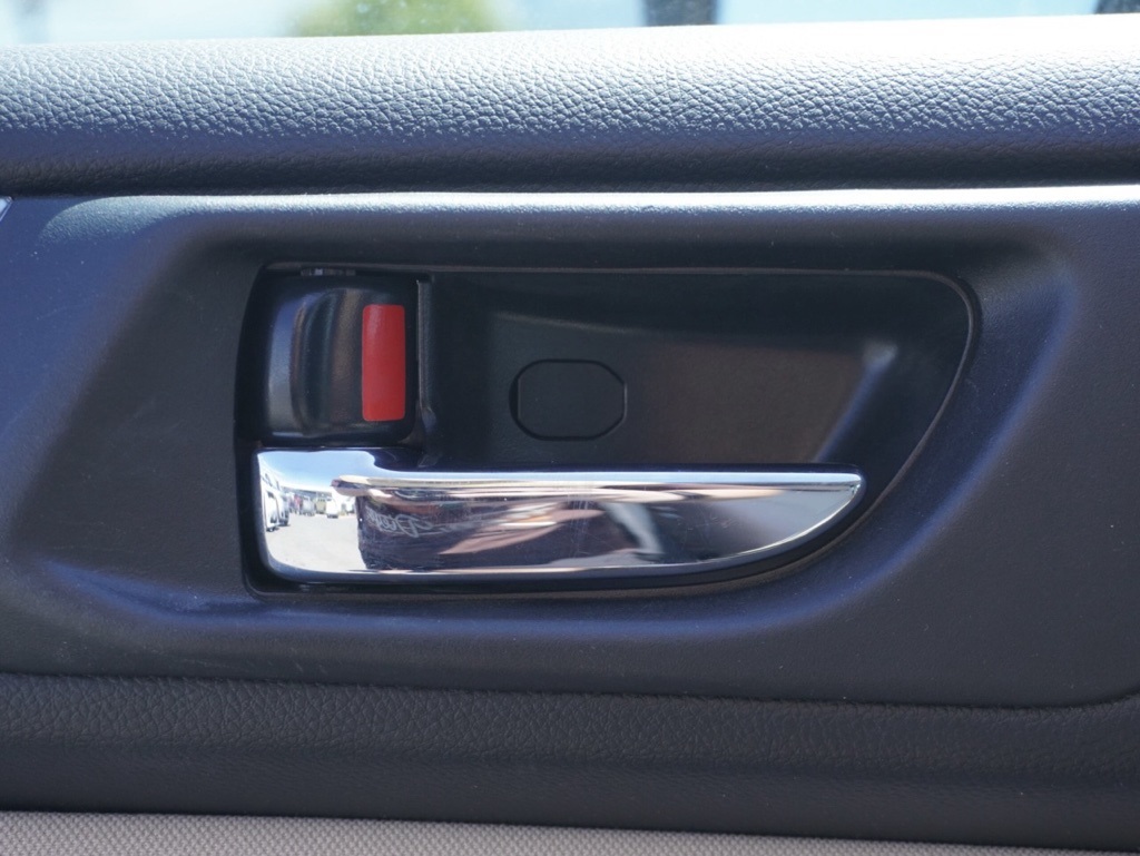 2019 Subaru Outback 2.5i Premium photo 11