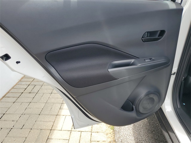 2025 Nissan Kicks Play S photo 17