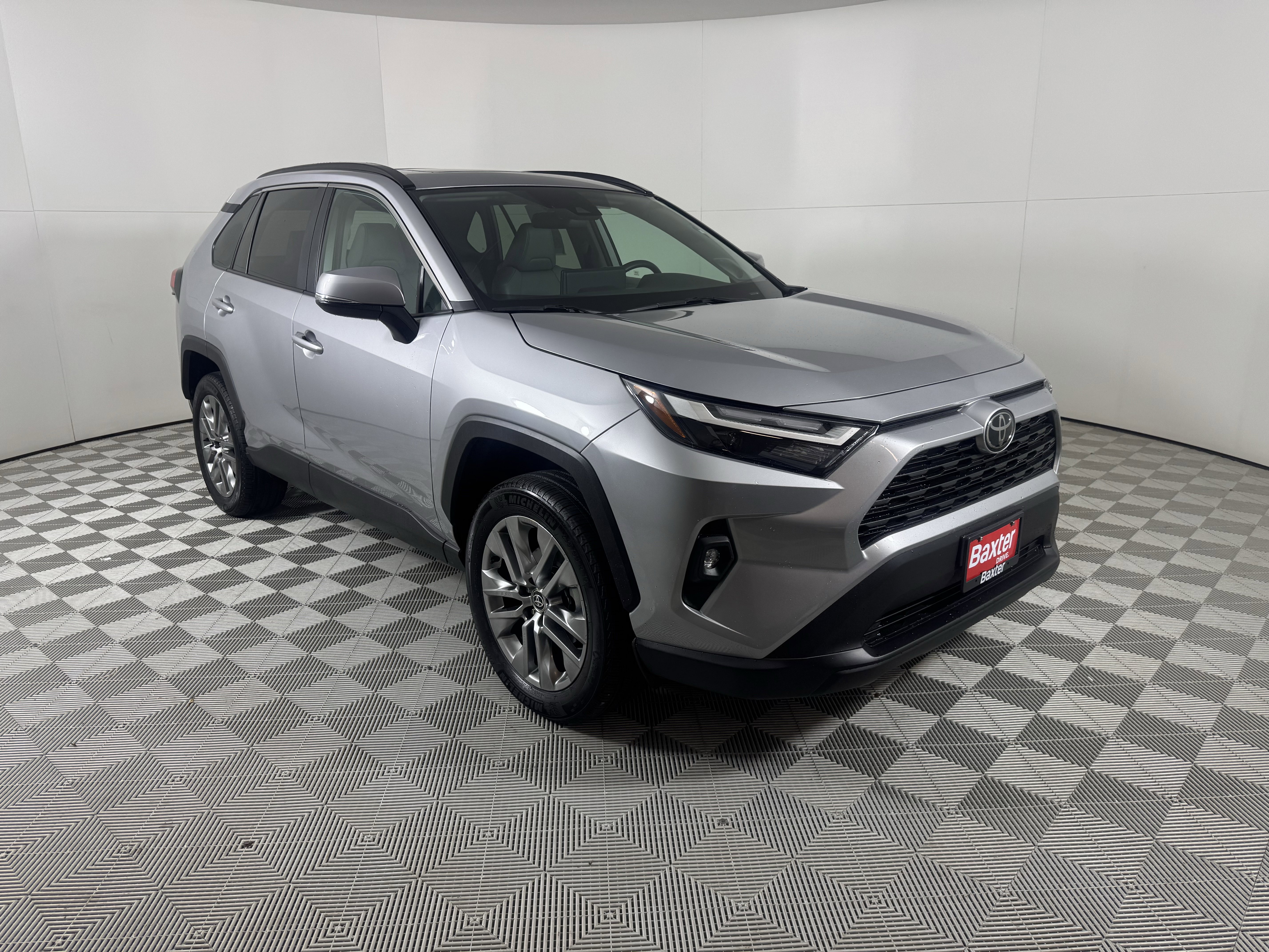 2024 Toyota RAV4 XLE Premium's photo