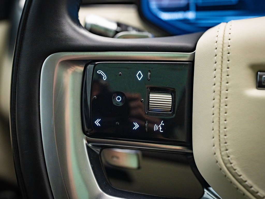 2022 Land Rover Range Rover SE photo 22