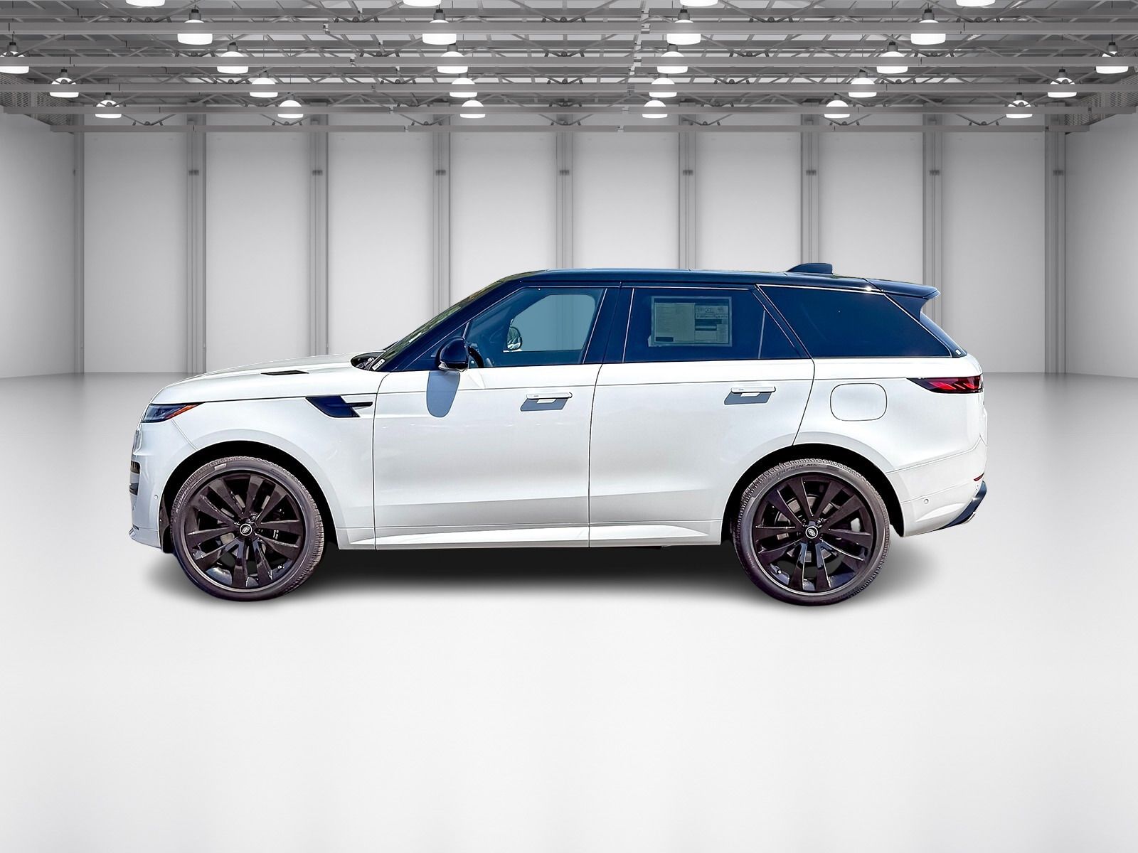 2025 Land Rover Range Rover Sport SE photo 2