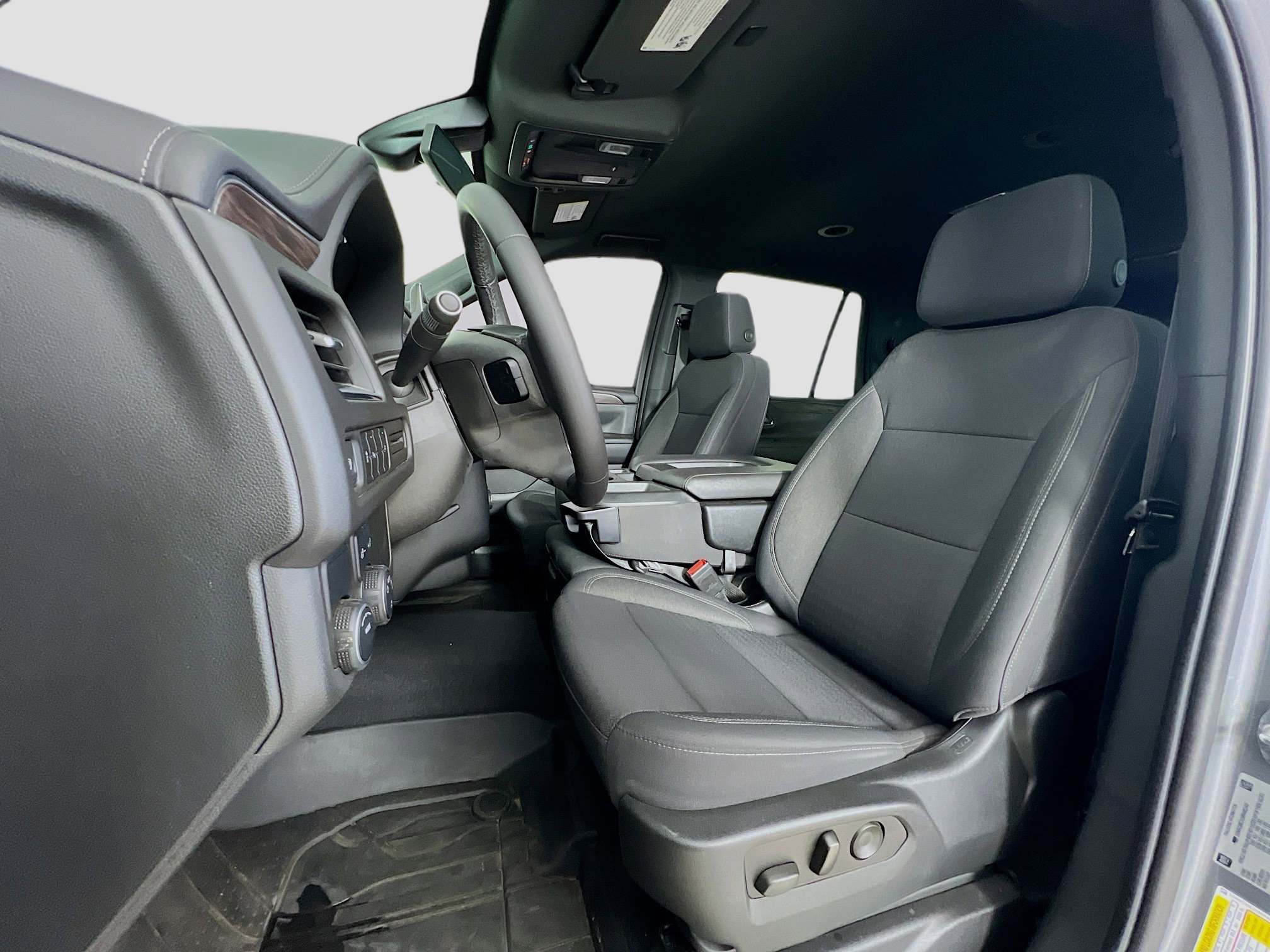 2021 Chevrolet Tahoe LS photo 21