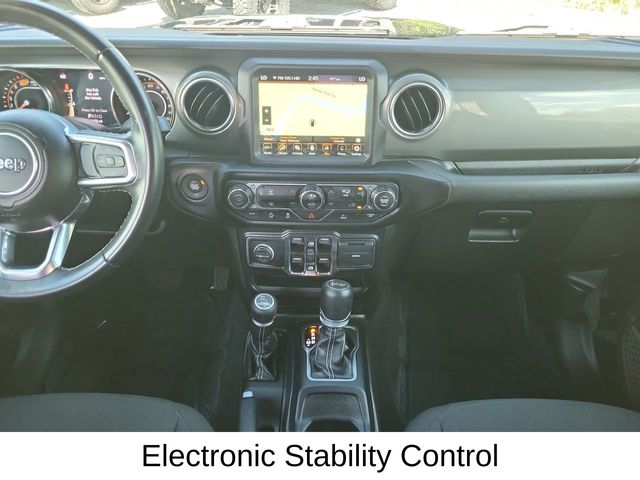2022 Jeep Wrangler Unlimited Sahara photo 12