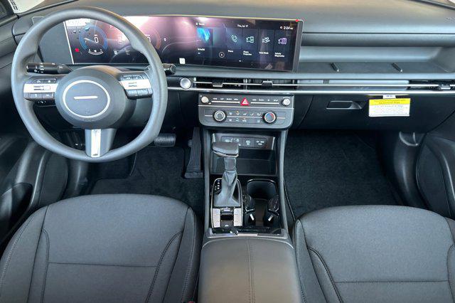 2025 Hyundai Tucson SE photo 13